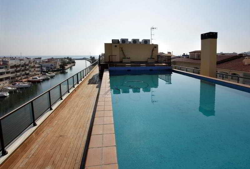 Pierre & Vacances Empuriabrava Exterior photo