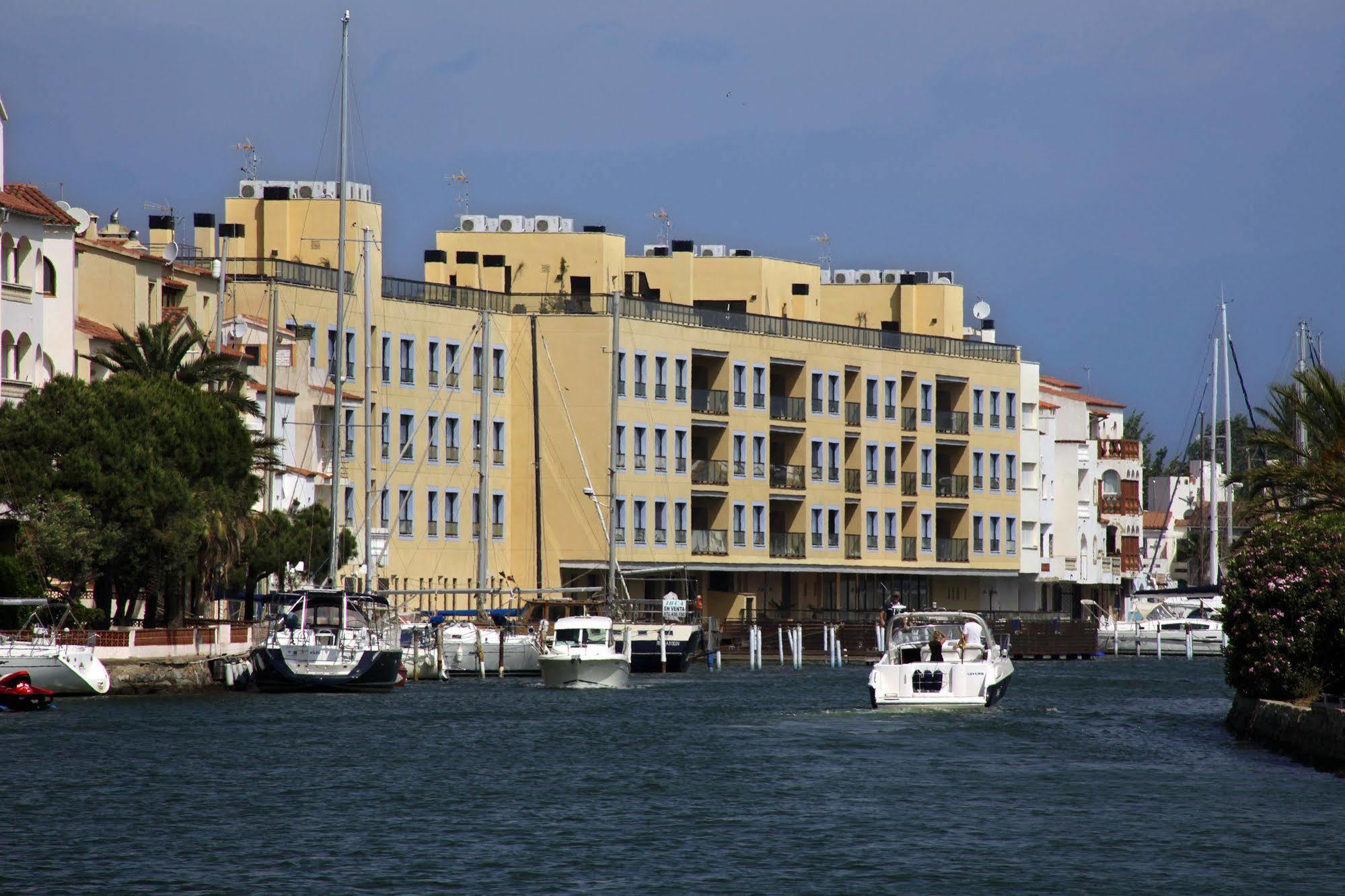 Pierre & Vacances Empuriabrava Exterior photo